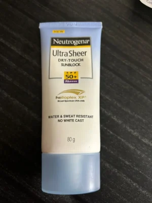 Neutrogena Ultra Sheer Dry-Touch Sunblock SPF50+