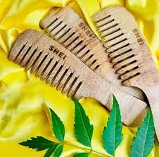 SHEI Organic Pure Neem Wide Teeth Handle Curve Comb