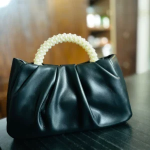 Hand Pearl Bag Black B003